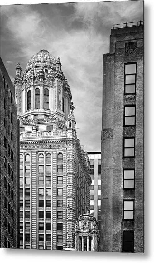 Jewelers Metal Print featuring the photograph Jewelers' Building - 35 East Wacker Chicago by Alexandra Till