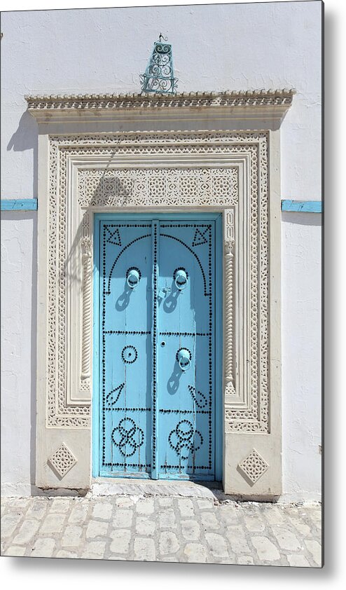 Molding A Shape Metal Print featuring the photograph Old Blue Door by Iv-serg