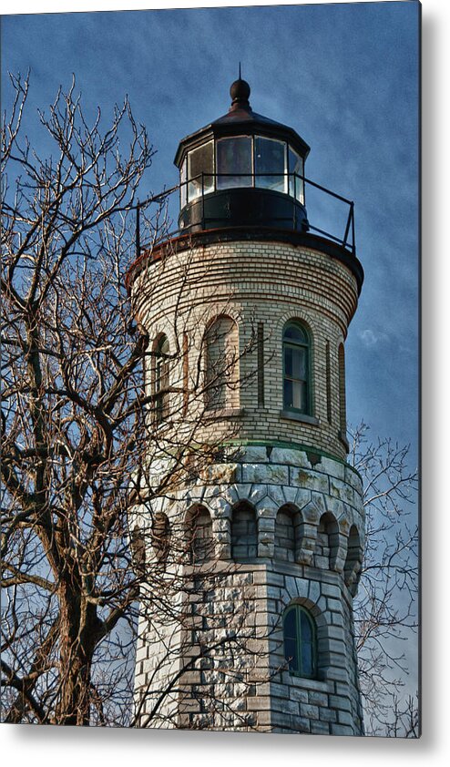 Lighthouse Metal Print featuring the photograph Old Fort Niagara Lighthouse 4484 by Guy Whiteley