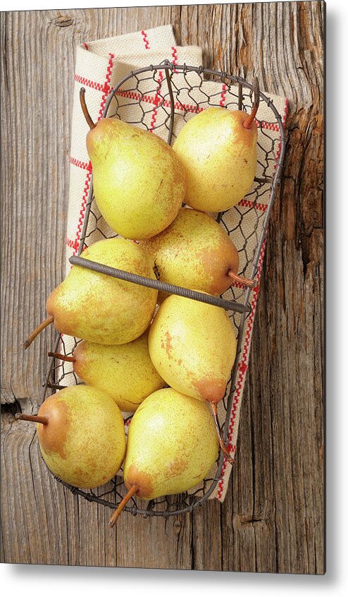 Napkin Metal Print featuring the photograph Pear by Riou