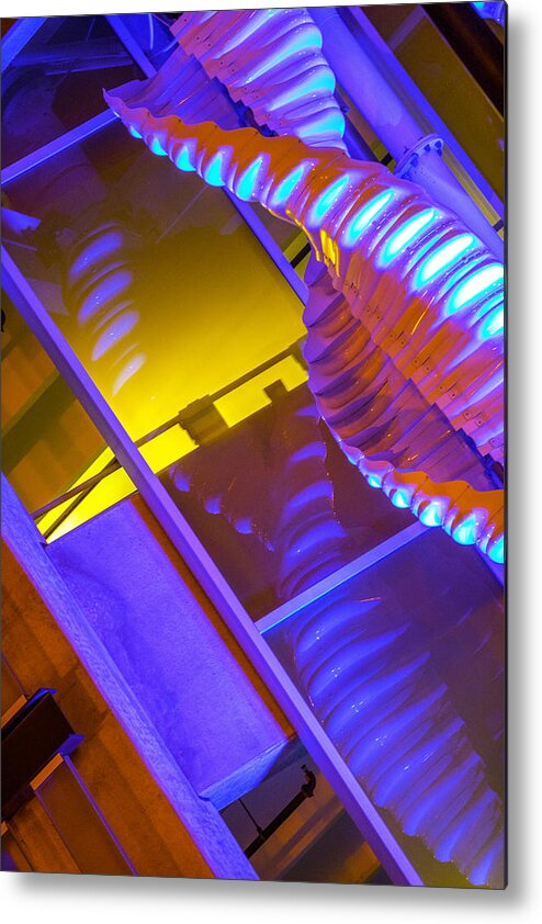  Metal Print featuring the photograph Spiral by Raymond Kunst