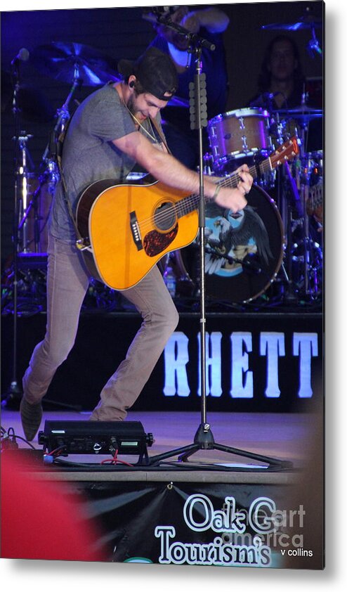 Thomas Rhett Akins Jr Metal Print featuring the photograph Thomas Rhett Country Music Concert 2014 by Valerie Collins