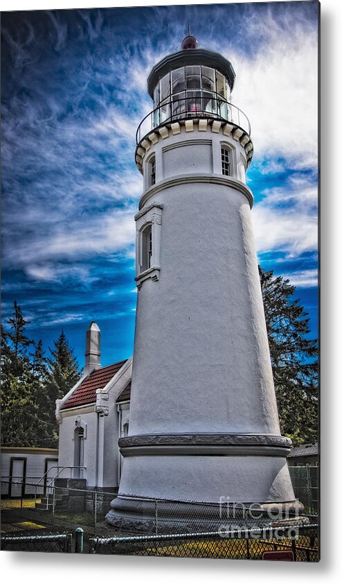 Oregon Metal Print featuring the photograph Umpqua Lighthouse by Timothy Hacker