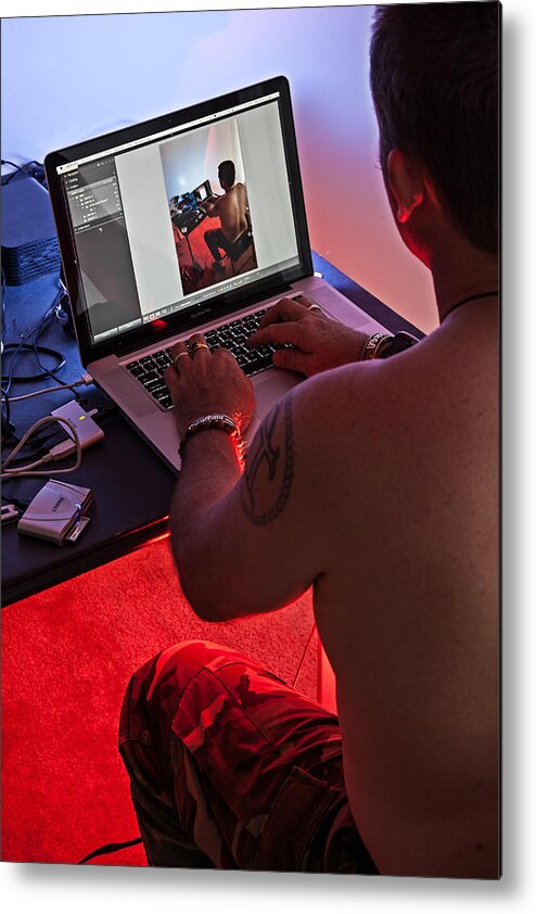 California Metal Print featuring the photograph Lost in my Mac by Sonny Marcyan
