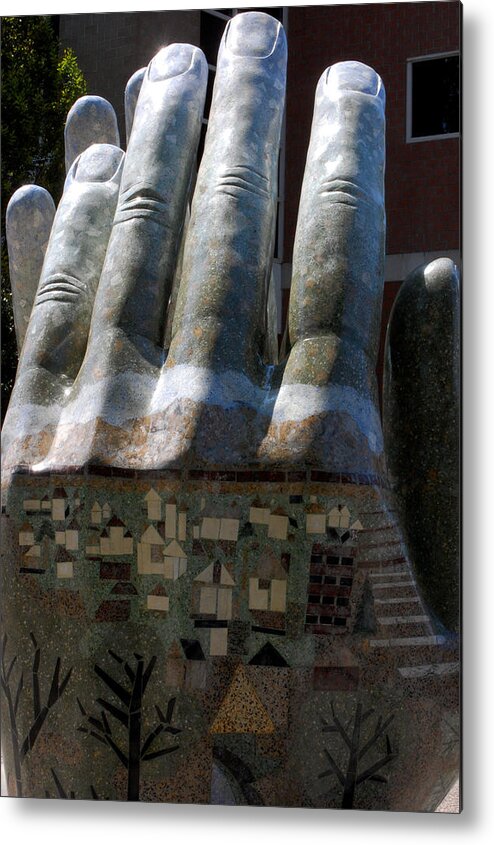 Marble Carved Statue Mosiac Hands Sculpture Trees Chico Ca Metal Print featuring the photograph The Hands by Holly Blunkall