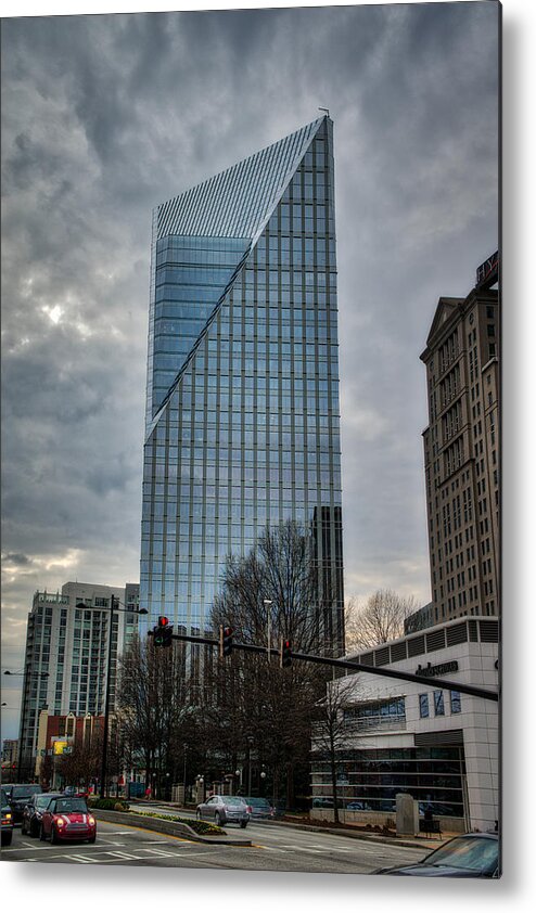 Building Metal Print featuring the photograph Atlanta Highrise #1 by Brett Engle