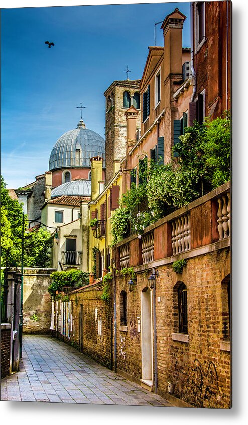 Venice Metal Print featuring the photograph Alleyway by Wolfgang Stocker