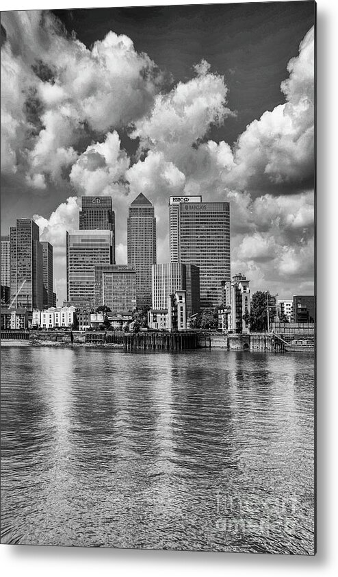 Canary Wharf Metal Print featuring the photograph Canary Wharf by Roger Lighterness