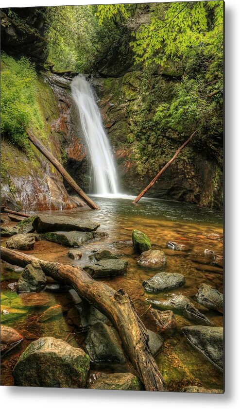 Courthouse Falls Metal Print featuring the photograph Courthouse Falls by Carol Montoya