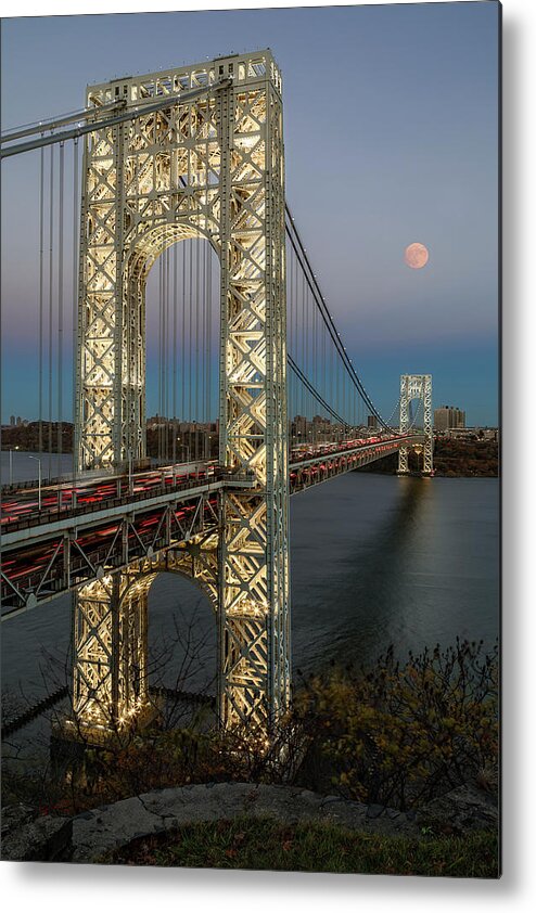 George Washington Bridge Metal Print featuring the photograph George Washington Bridge Moon Rising by Susan Candelario