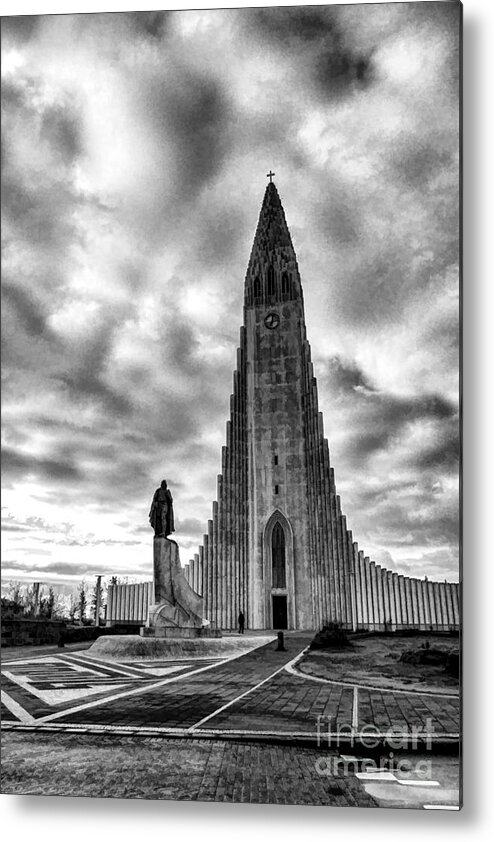 Iceland Hallgrims Kirkja Metal Print featuring the photograph Hallgrims Kirkja Iceland by Rick Bragan