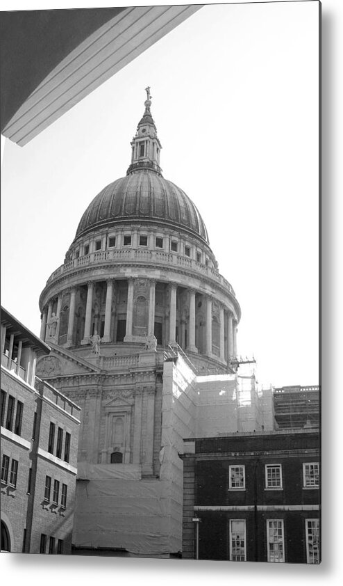 Jez C Self Metal Print featuring the photograph Landing On St Pauls by Jez C Self