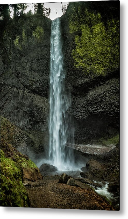 Latourell Falls Metal Print featuring the photograph Latourell Falls by Belinda Greb