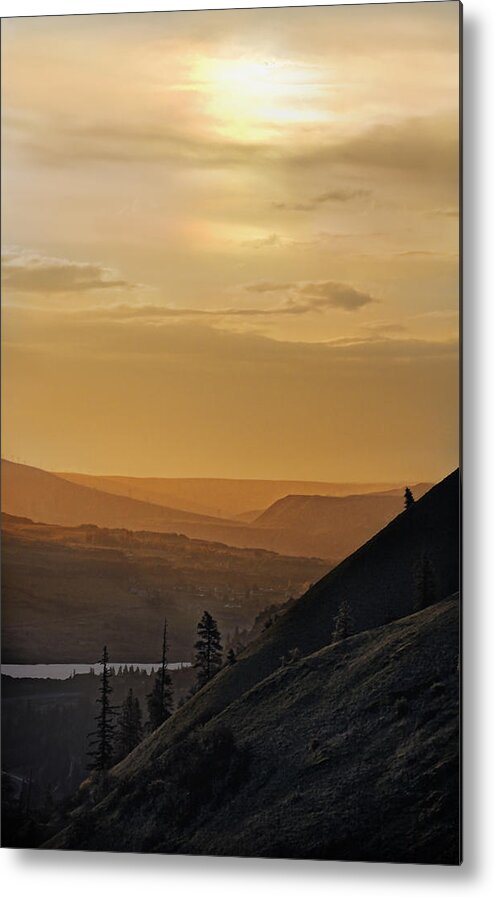 Daybreak Metal Print featuring the photograph Lyle Daybreak by John Christopher