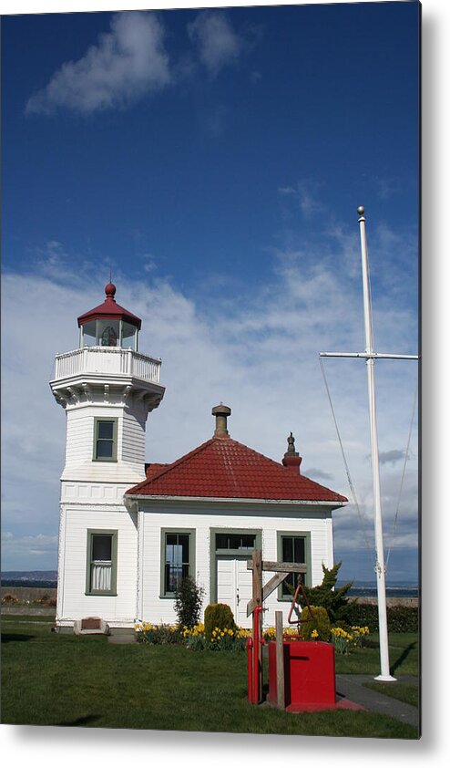 Lighthouse Metal Print featuring the photograph Mukilteo Lighthouse LI7003 by Mary Gaines