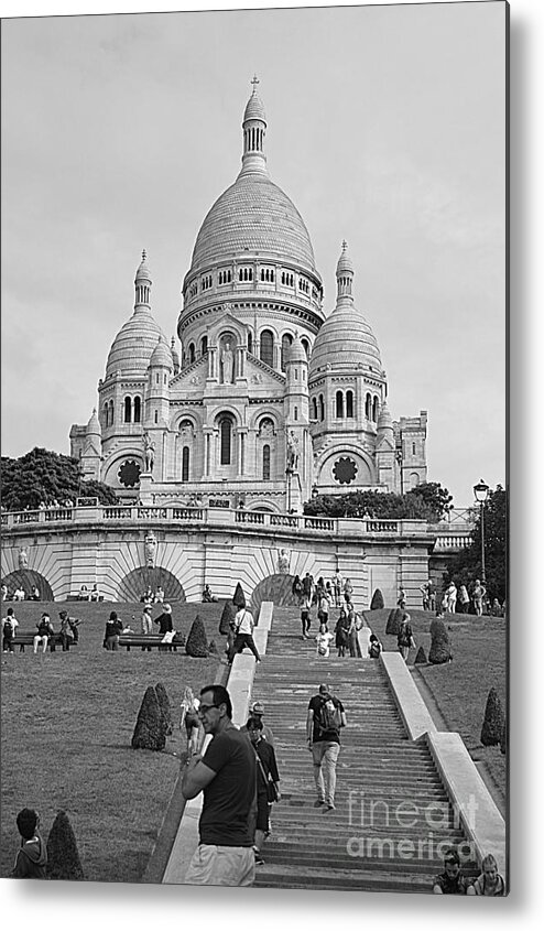 Sacre Coeur Metal Print featuring the photograph Sacre Coeur by Andy Thompson
