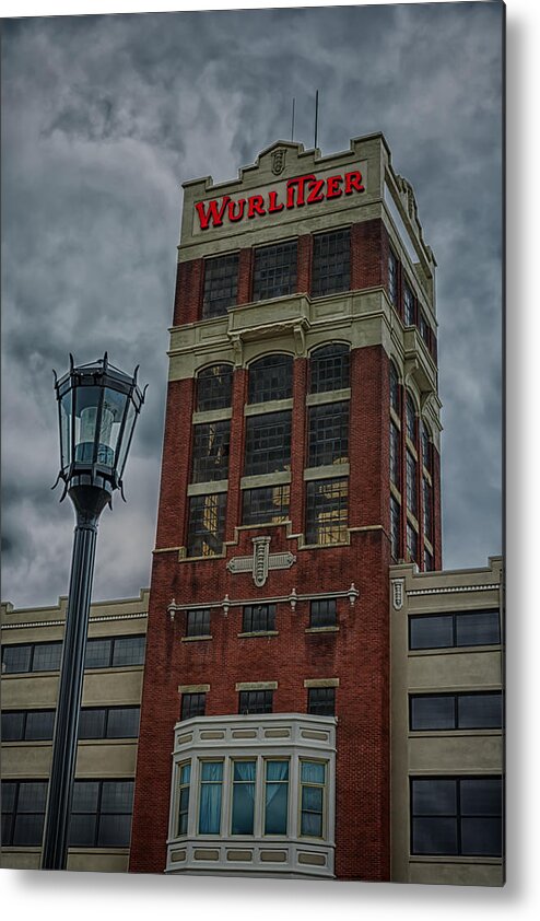 Buildings Metal Print featuring the photograph Wurlitzer 7454 by Guy Whiteley