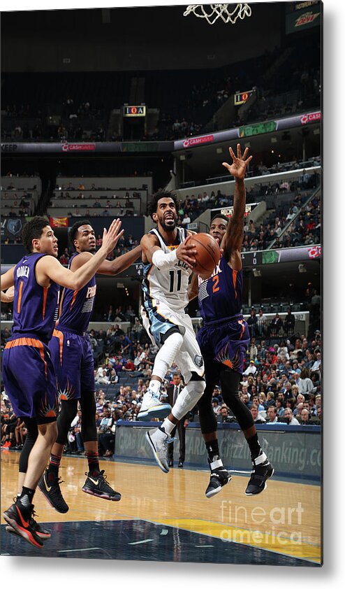 Nba Pro Basketball Metal Print featuring the photograph Phoenix Suns V Memphis Grizzlies by Joe Murphy