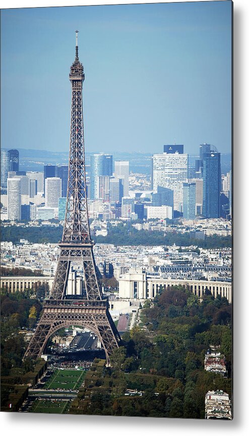 Clear Sky Metal Print featuring the photograph Eiffel Tower by Photo By Daniel A Ferrara