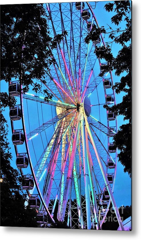 Ferris Wheel Metal Print featuring the photograph Farris Wheel Pigeon Forge by Merle Grenz