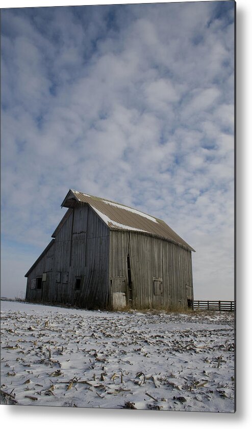 Frozen Dusting Barn Metal Print featuring the photograph Frozen Dusting Barn by Dylan Punke