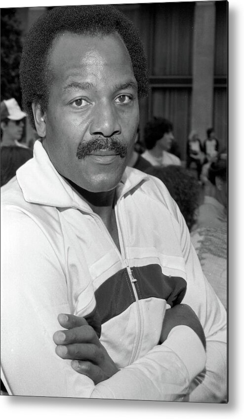 1980-1989 Metal Print featuring the photograph Jim Brown by Mediapunch