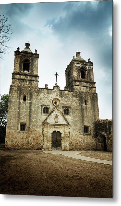 Built Structure Metal Print featuring the photograph Mission Concepcion by Yinyang