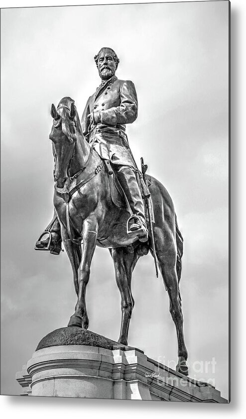 Robert E Lee Monument Metal Print featuring the photograph Richmond VA Virginia Art - Robert E Lee Monument - In Black and White by Dave Lynch