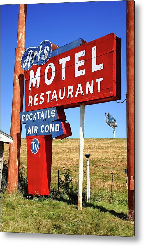 66 Metal Print featuring the photograph Route 66 - Art's Motel 2012 by Frank Romeo