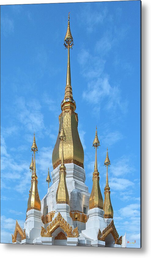 Scenic Metal Print featuring the photograph Wat Tham Khuha Sawan Phra Tham Chedi Si Trai Phum Pinnacle DTHU0938 by Gerry Gantt