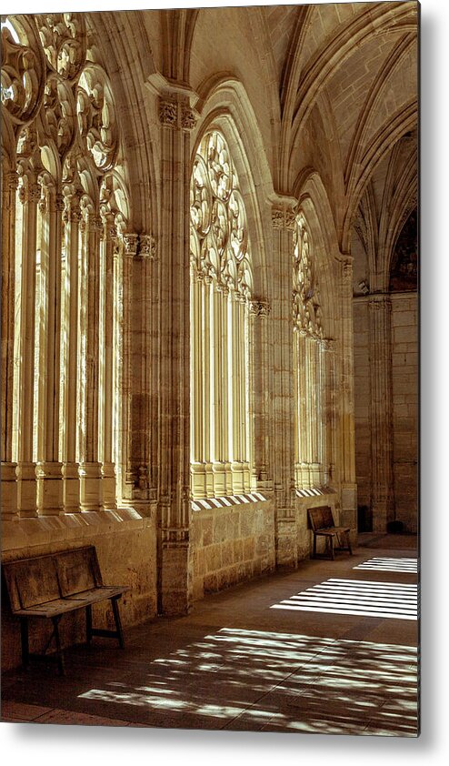 Spain Metal Print featuring the photograph Cloister of Segovia Cathedral by W Chris Fooshee
