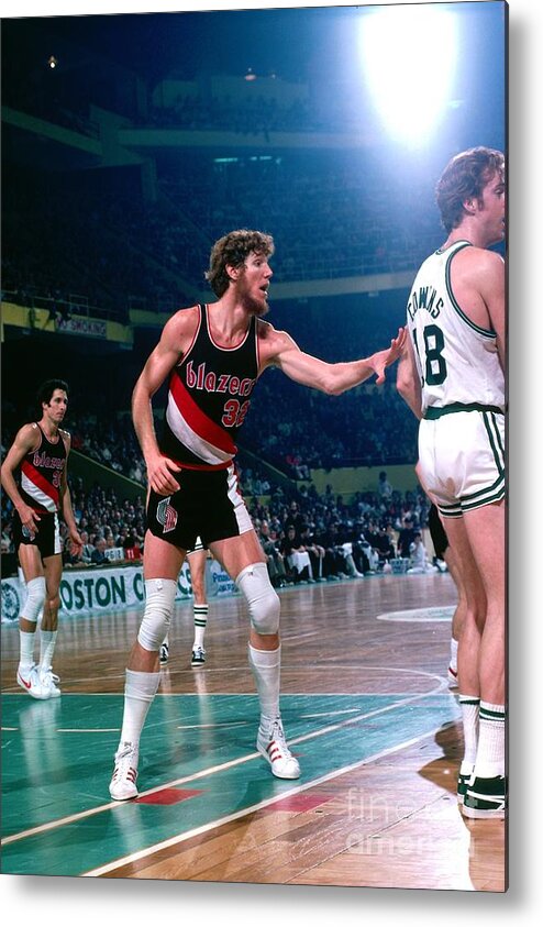 Nba Pro Basketball Metal Print featuring the photograph Dave Cowens and Bill Walton by Dick Raphael