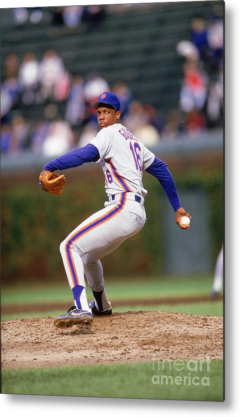 Dwight Gooden Metal Print featuring the photograph Dwight Gooden by Ron Vesely
