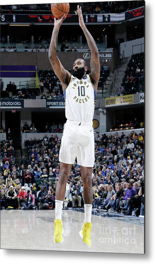 Nba Pro Basketball Metal Print featuring the photograph Kyle O'quinn by Ron Hoskins