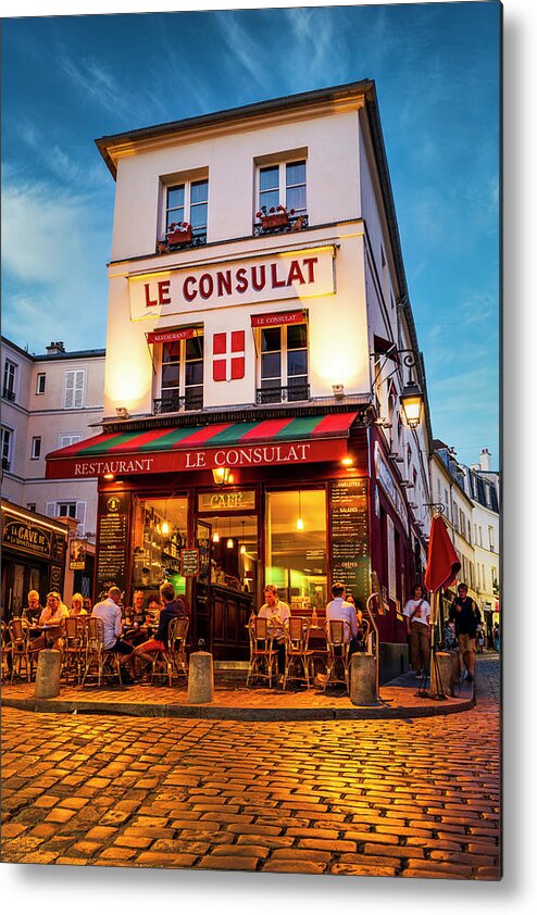 France Metal Print featuring the photograph Le Consulat Paris by Dee Potter