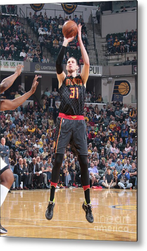 Mike Muscala Metal Print featuring the photograph Mike Muscala by Ron Hoskins