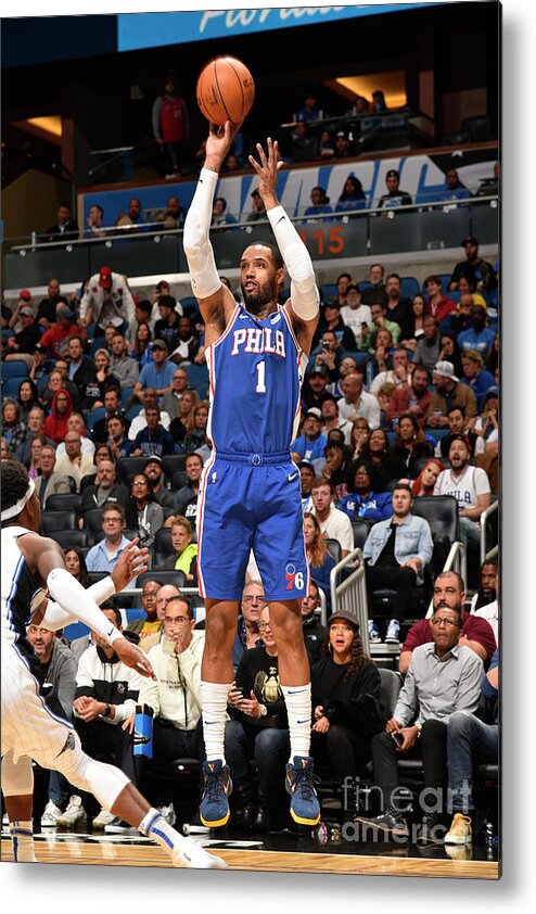 Nba Pro Basketball Metal Print featuring the photograph Mike Scott by Gary Bassing
