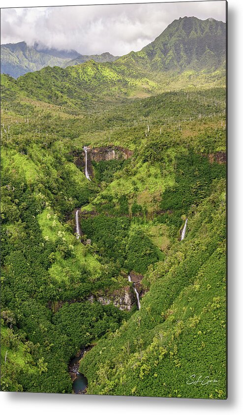 Mount Wai'ale'ale Metal Print featuring the photograph Mount Wai'ale'ale Waterfalls by Steven Sparks