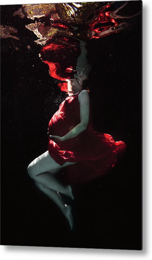 Underwater Metal Print featuring the photograph Pregnant in Red by Gemma Silvestre