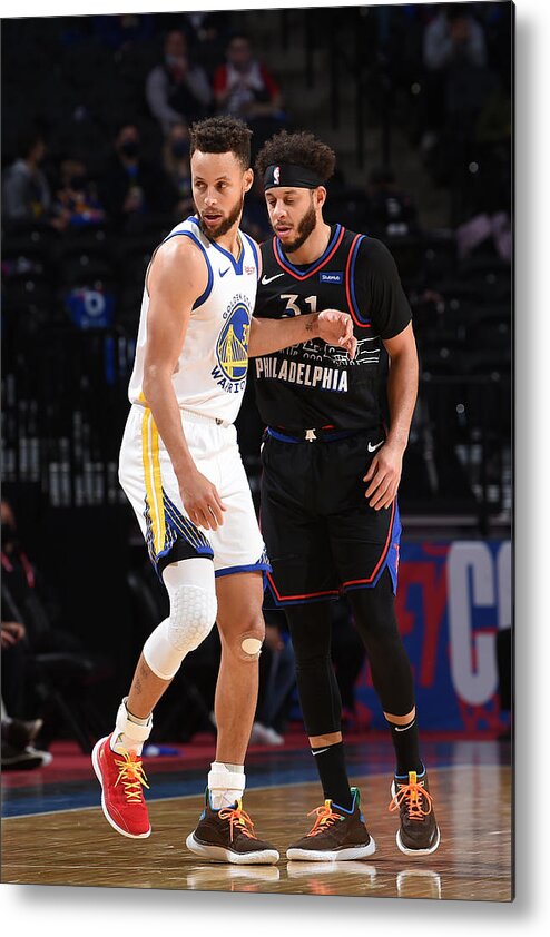 Nba Pro Basketball Metal Print featuring the photograph Stephen Curry and Seth Curry by David Dow