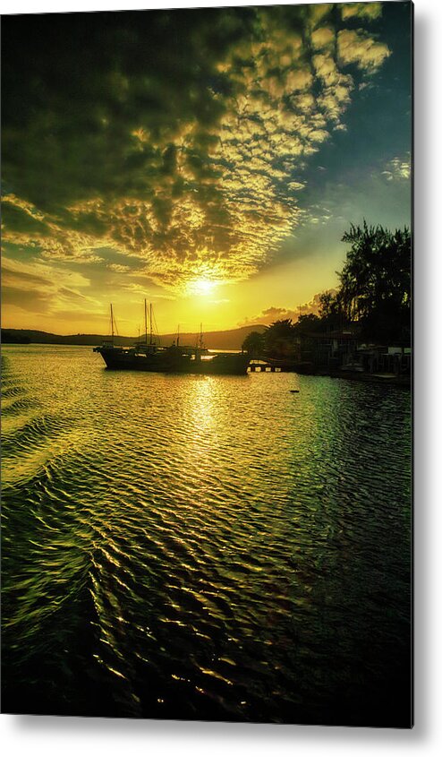 Sunset Metal Print featuring the photograph That's the way the day goes around by Micah Offman