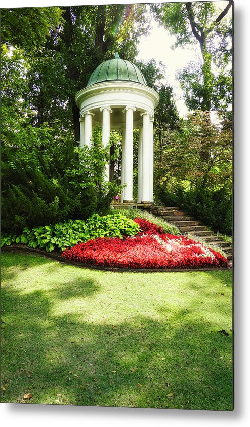 Philbrook Metal Print featuring the photograph The Gazebo At Philbrook Museum In Tulsa Oklahoma by Ann Powell