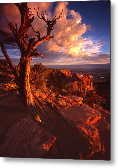 Colorado National Monument Metal Print featuring the photograph Grand View Point Sunrise by Ray Mathis