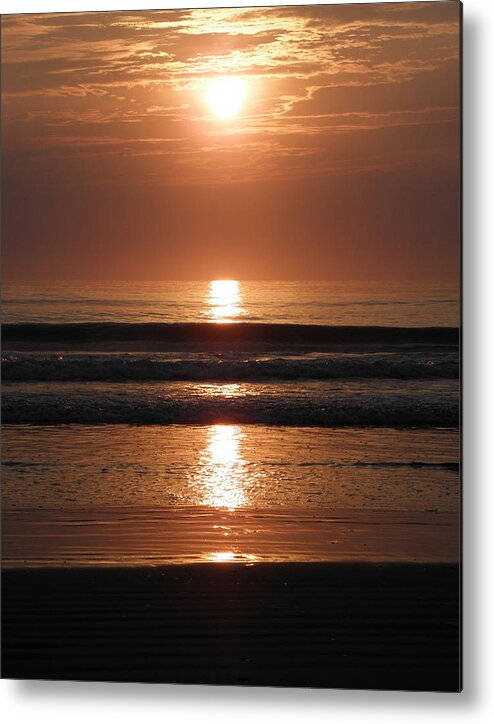 Sunrise Metal Print featuring the photograph All Lined Up by Kim Galluzzo