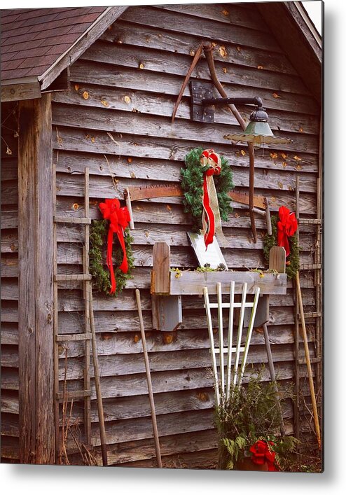  Metal Print featuring the photograph A Rural Christmas by Rodney Lee Williams