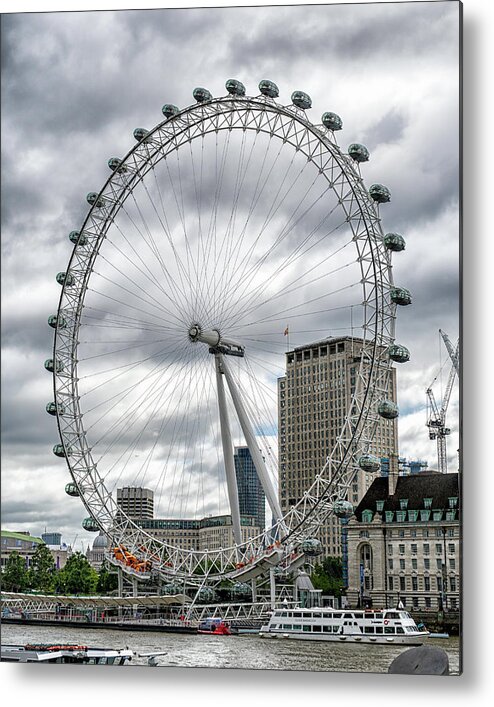 England Metal Print featuring the photograph The London Eye by Alan Toepfer