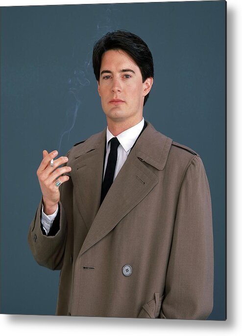 Kyle Maclachlan Metal Print featuring the photograph KYLE MACLACHLAN in TWIN PEAKS -1990-. #3 by Album