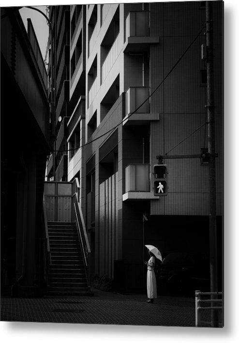 Blackandwhite Metal Print featuring the photograph A Moment Of Quietness by Yasuhiro Takachi