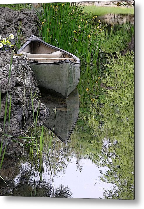 Canoe Metal Print featuring the photograph Canoe by Randall Dill