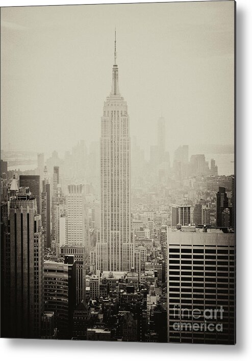 Nyc Metal Print featuring the photograph Empire by RicharD Murphy